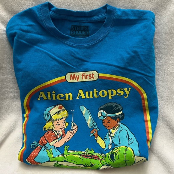 💠🌈✨ Steven Rhodes Vintage T-Shirt ALIEN AUTOPSY  medium ✨ - Picture 6 of 6